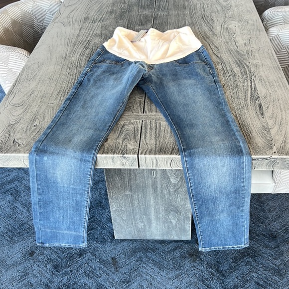 Kimi + Kai medium indigo size 27/33 straight leg maternity jeans - Picture 2 of 16